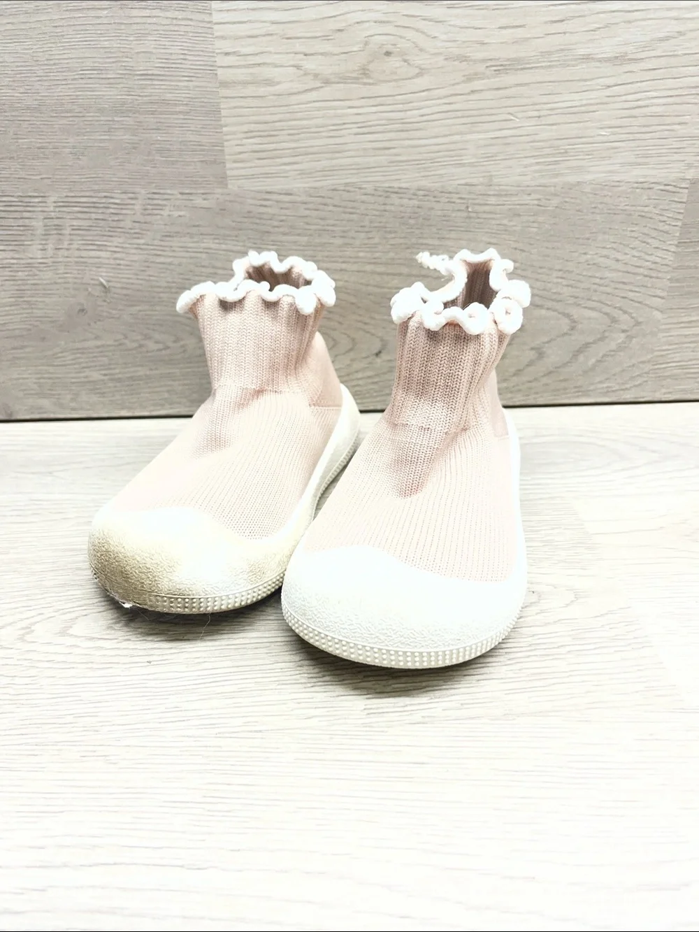 Ruffled Knit Slip-On Baby Walker Shoes - Pink #1339